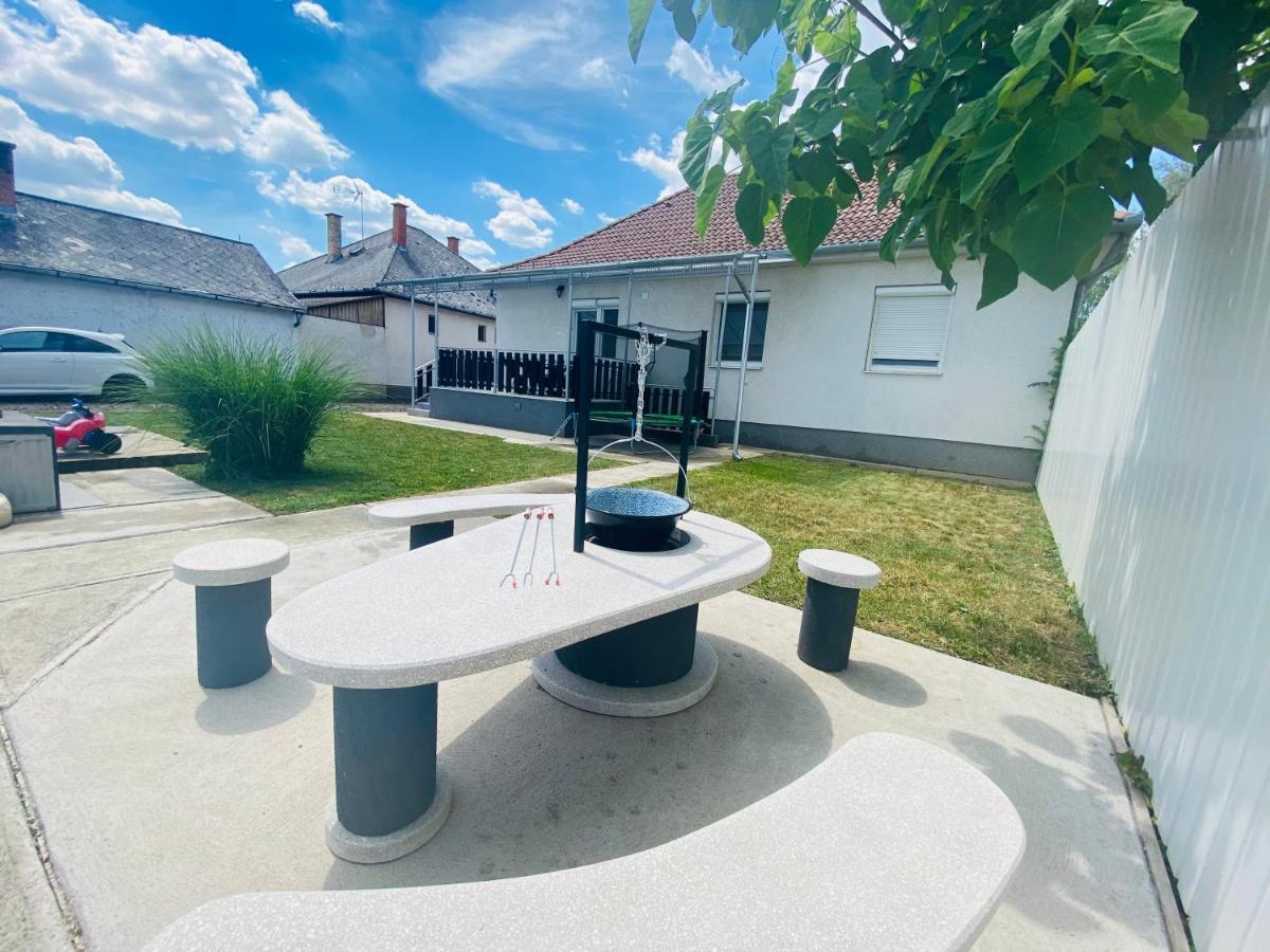 Pandora Pool Apartman Hajdúszoboszló 외부 사진