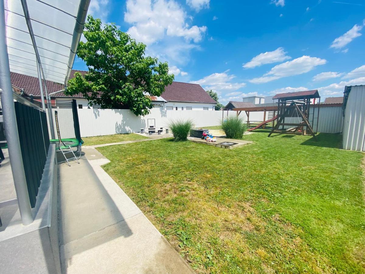 Pandora Pool Apartman Hajdúszoboszló 외부 사진